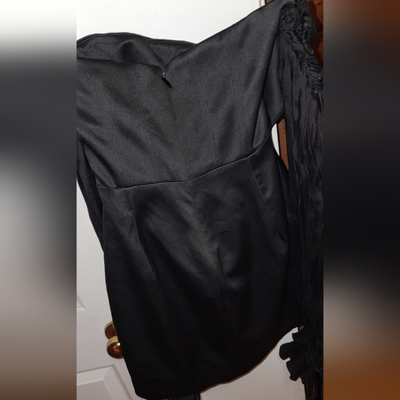 House of CB "Marisa" Satin Corset Dress - Picture 7 of 7